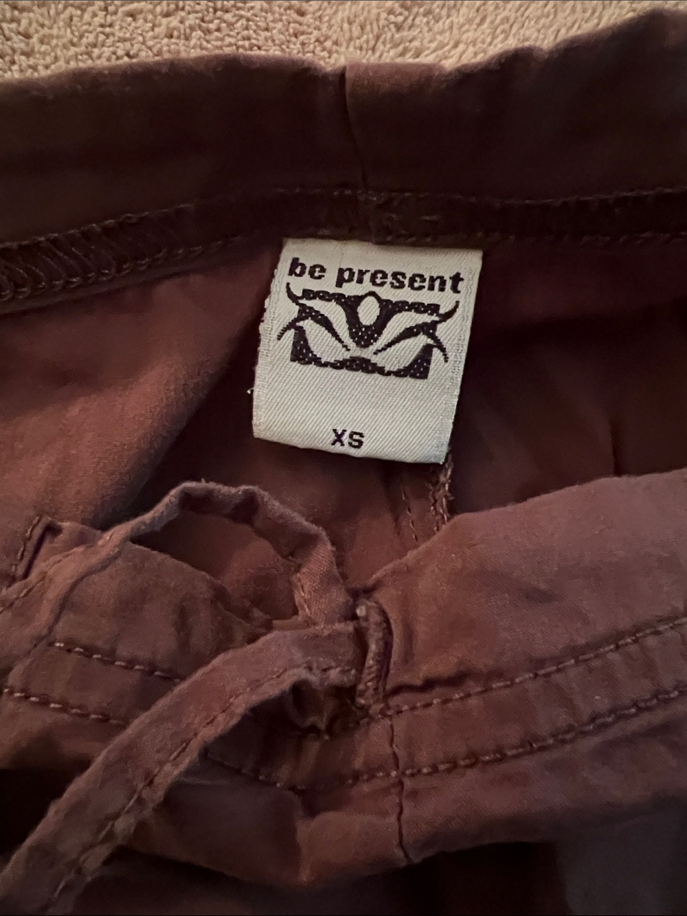 Be Present Agility Yoga Pants in Deep Brown XS - Picture 6 of 11